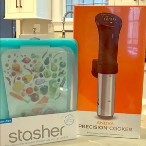***NWT*** ANOVA Precision Cooker & Cook Bag